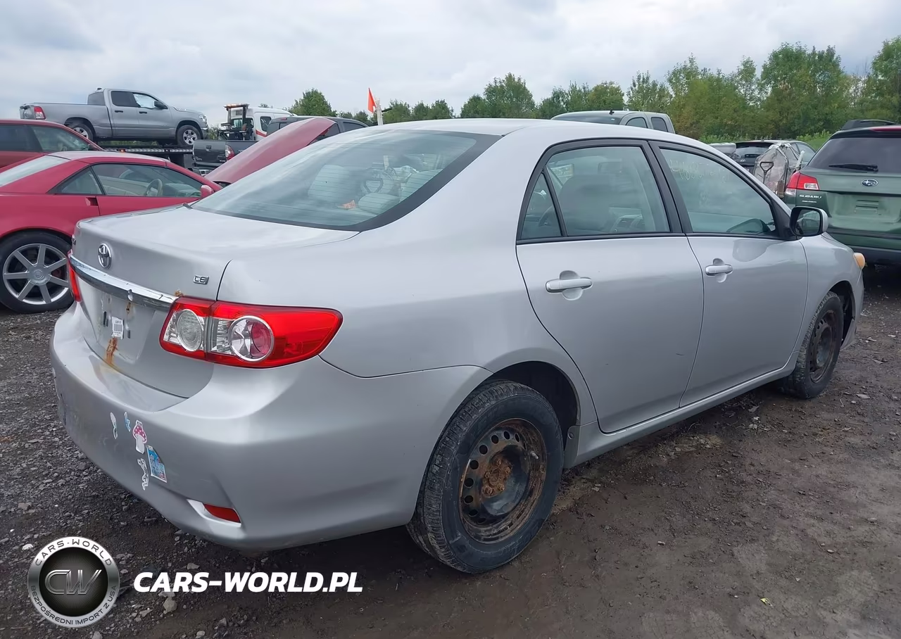 2011 Toyota Corolla Le VIN:2T1BU4EE7BC558008 - 4