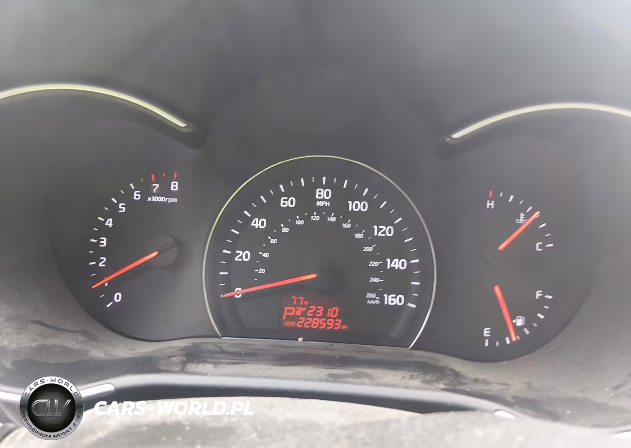 2015 Kia Sorento Lx VIN:5XYKTCA64FG613911 - 7