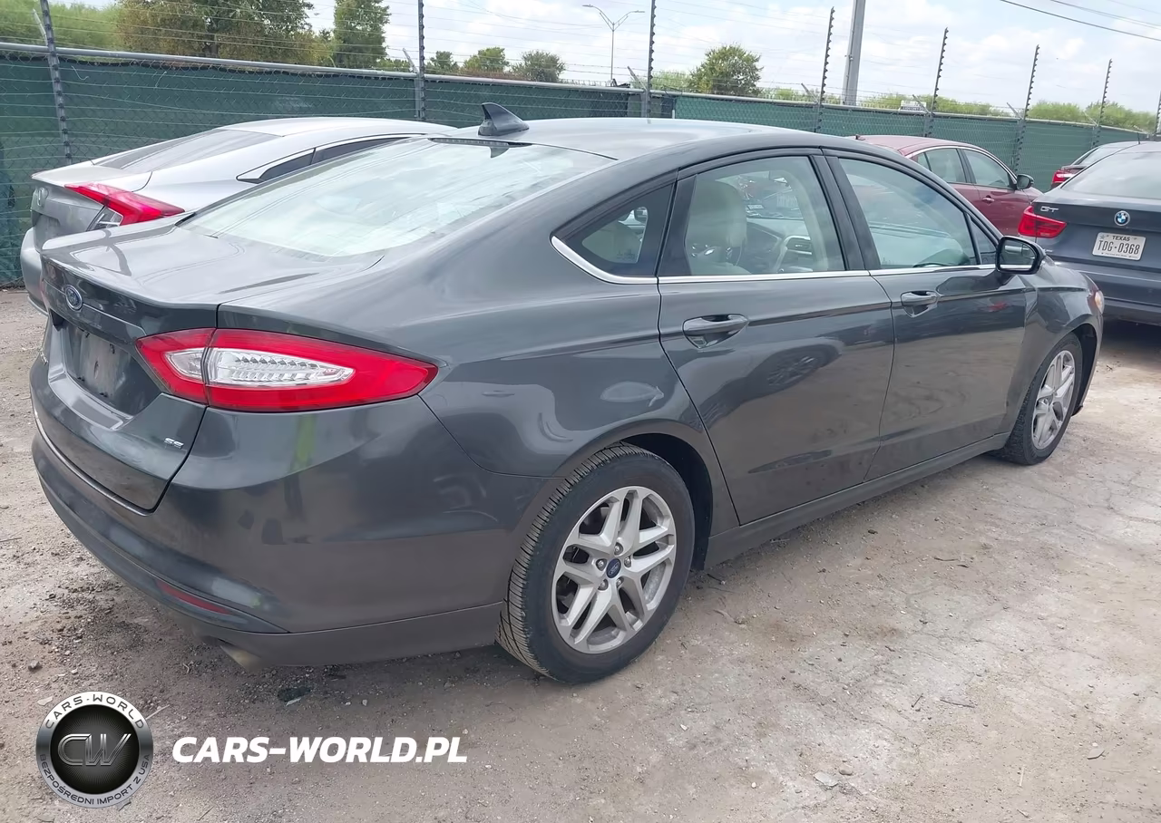 2015 Ford Fusion Se VIN:3FA6P0H7XFR198849 - 4