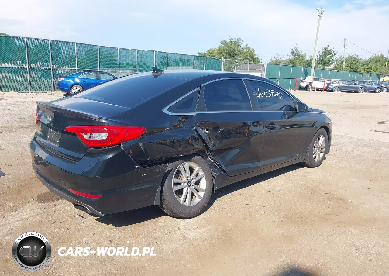 2016 Hyundai Sonata Se VIN:5NPE24AF7GH379280 - 4