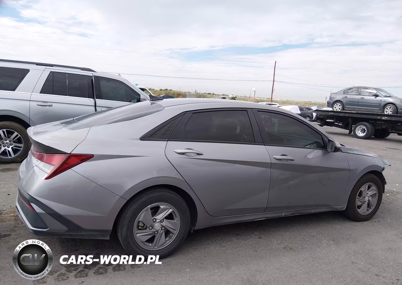 2024 Hyundai Elantra Se VIN:KMHLL4DG0RU654629 - 13