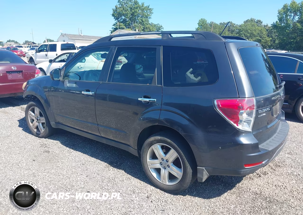 2010 Subaru Forester 2.5X Premium VIN:JF2SH6CC0AH911458 - 3
