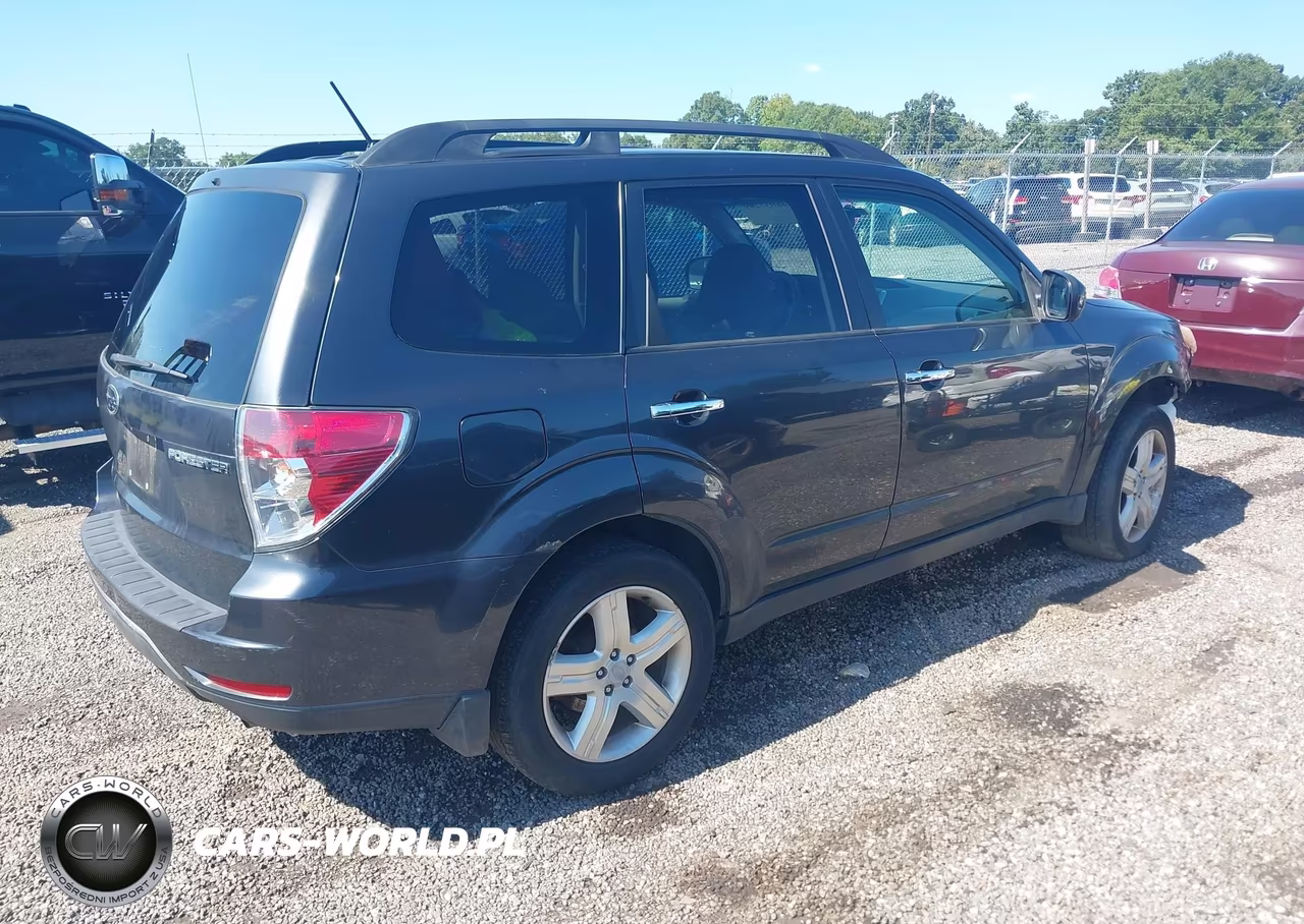2010 Subaru Forester 2.5X Premium VIN:JF2SH6CC0AH911458 - 4