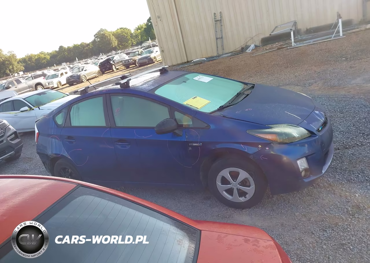 2011 Toyota Prius Two VIN:JTDKN3DU6B1436454 - 13