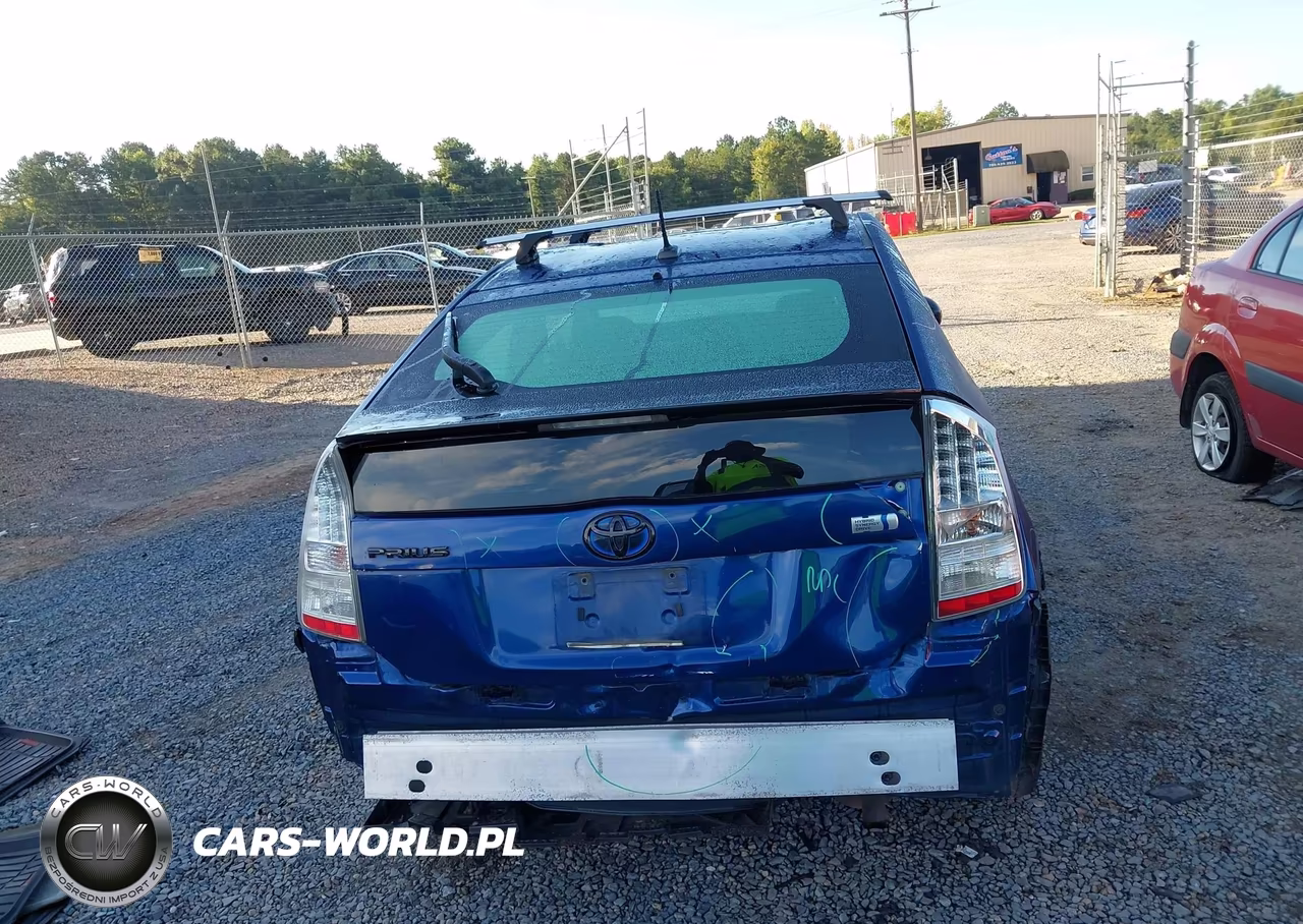 2011 Toyota Prius Two VIN:JTDKN3DU6B1436454 - 16