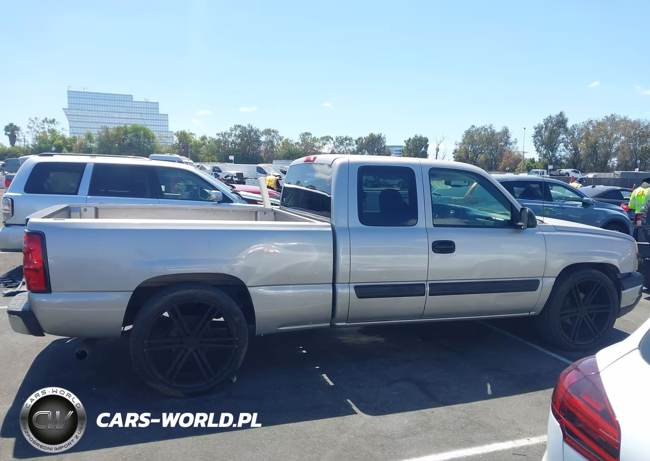 2005 Chevrolet Silverado 1500 Ls VIN:2GCEC19T351185317 - 13