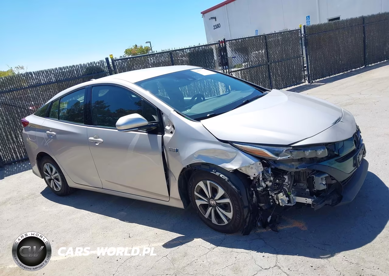 2019 Toyota Prius Prime Premium VIN:JTDKARFP7K3111810 - 14