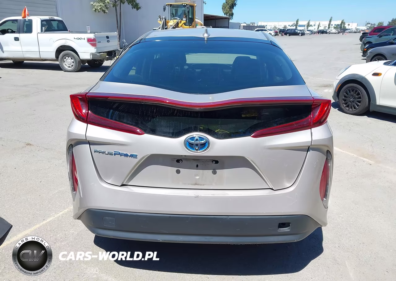 2019 Toyota Prius Prime Premium VIN:JTDKARFP7K3111810 - 17
