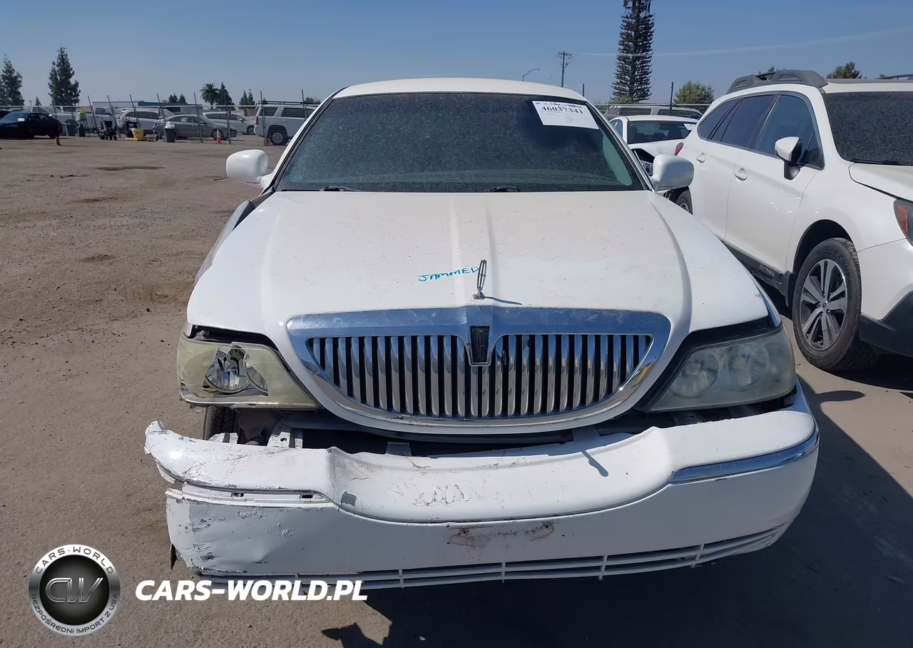 2004 Lincoln Town Car Executive-Signature VIN:1LNHM81W34Y647813 - 17