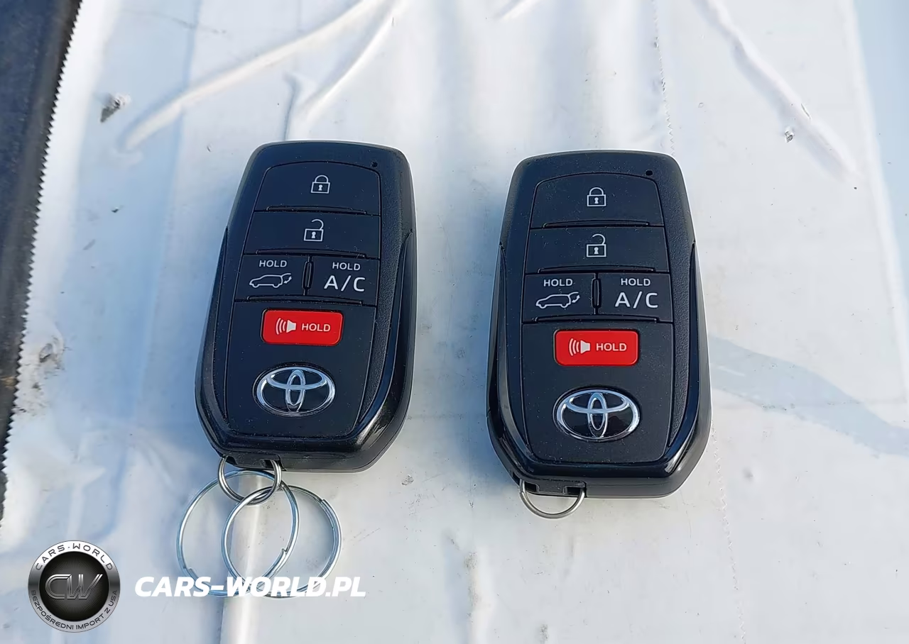 2025 Toyota Bz4X Xle VIN:JTMABACA4SA100396 - 11