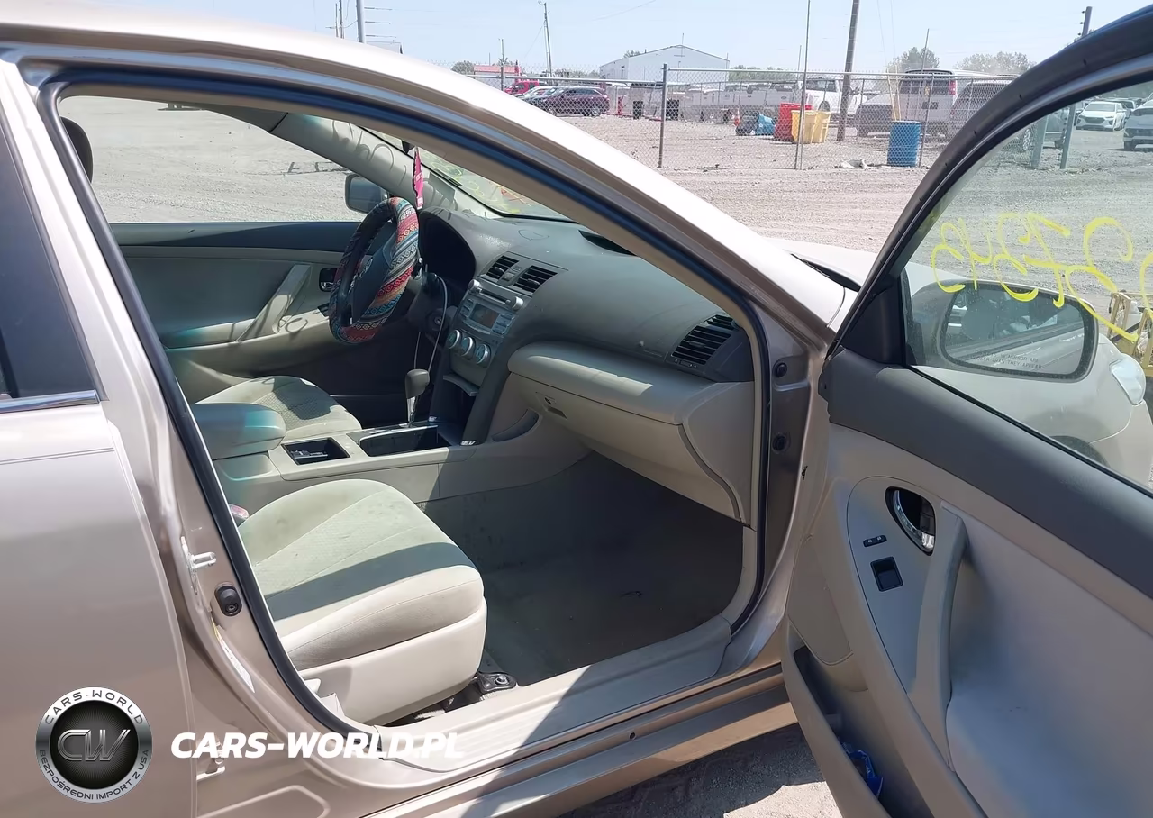 2009 Toyota Camry Le VIN:4T1BE46K39U858719 - 5