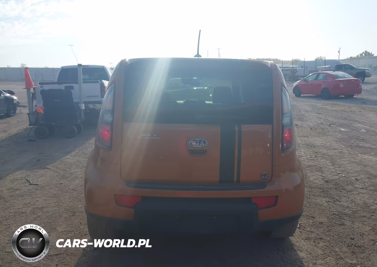 2010 Kia Soul + VIN:KNDJT2A28A7107958 - 16