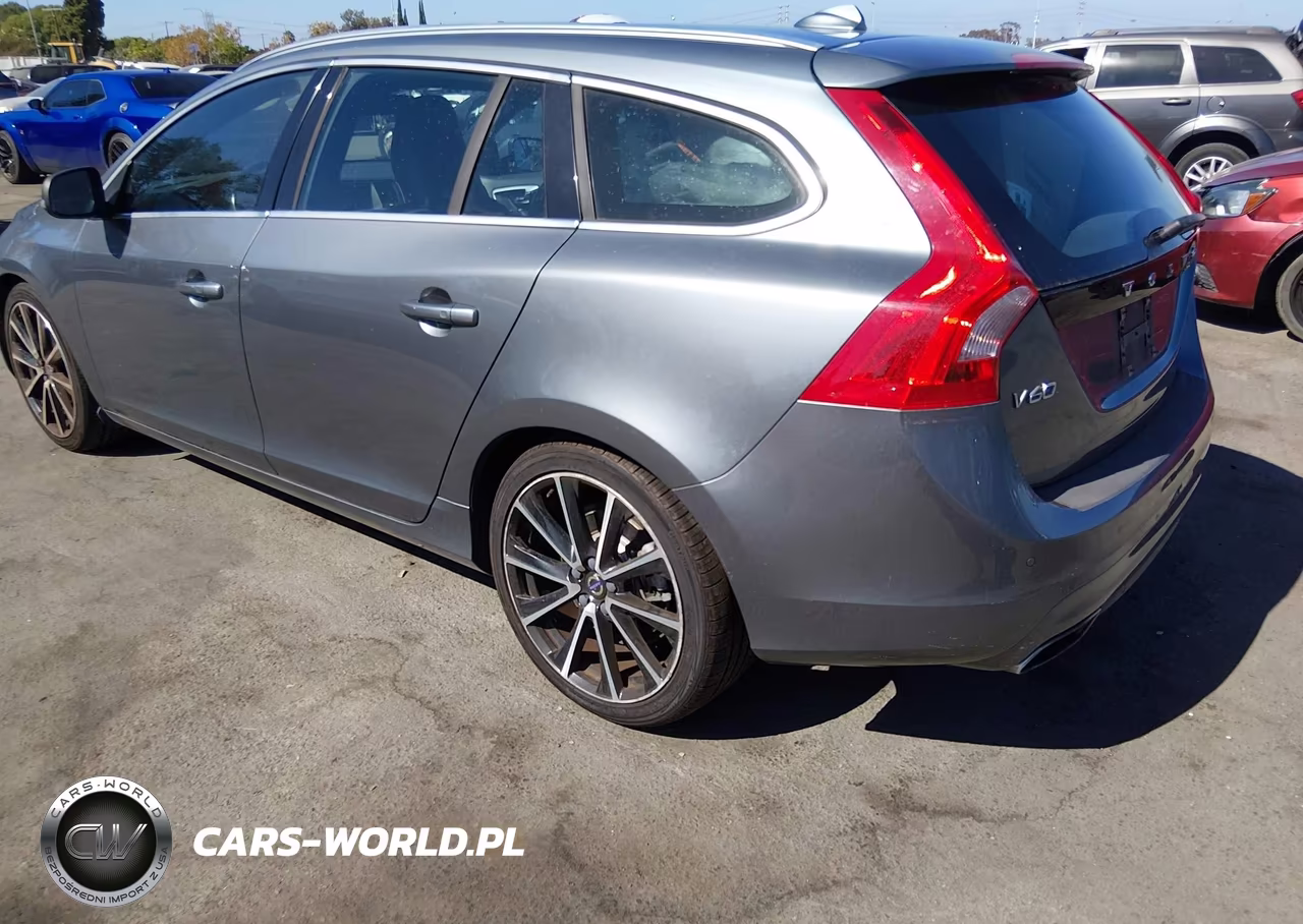 2017 Volvo V60 T5 Premier VIN:YV140MEK5H1371271 - 3
