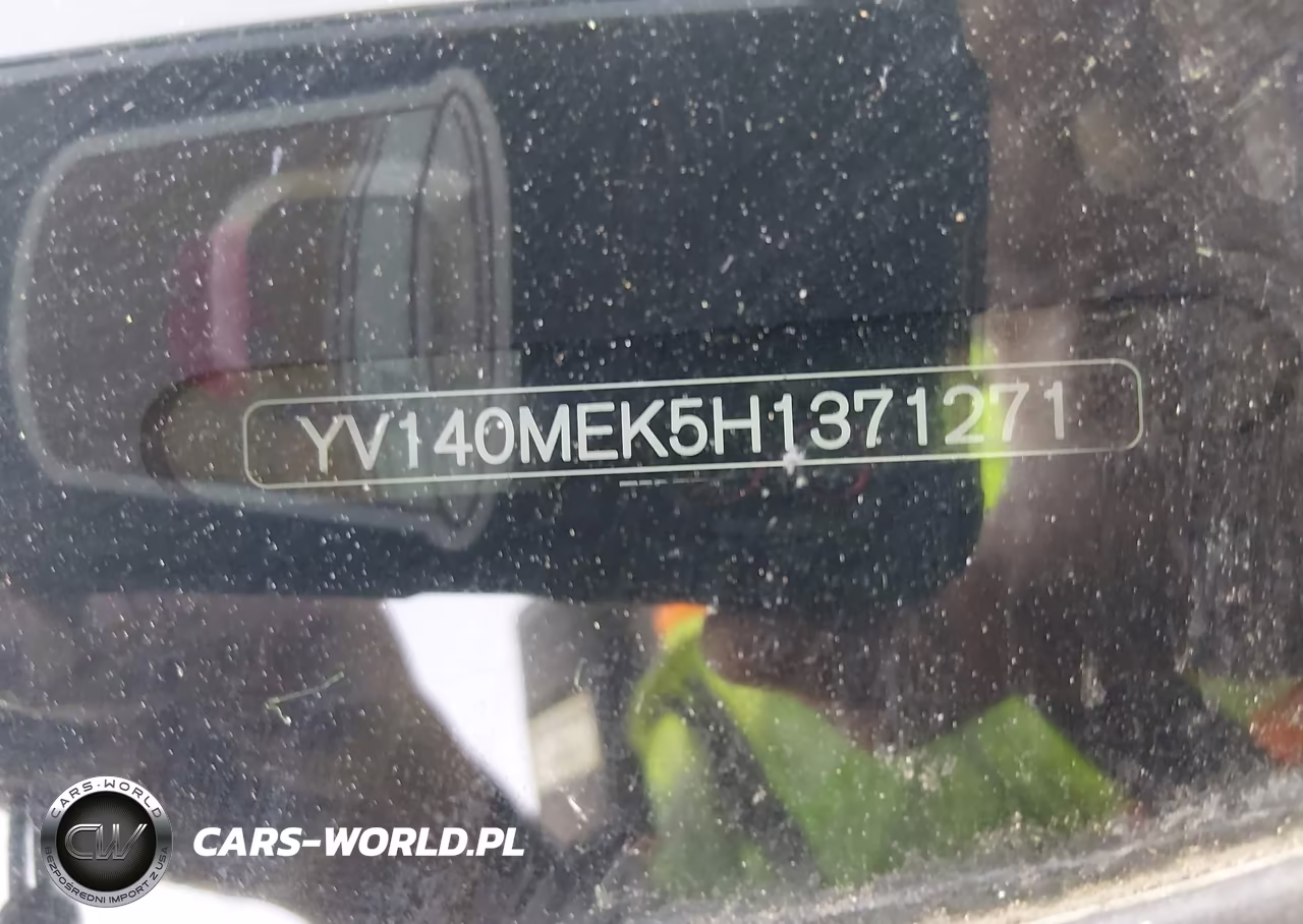 2017 Volvo V60 T5 Premier VIN:YV140MEK5H1371271 - 9
