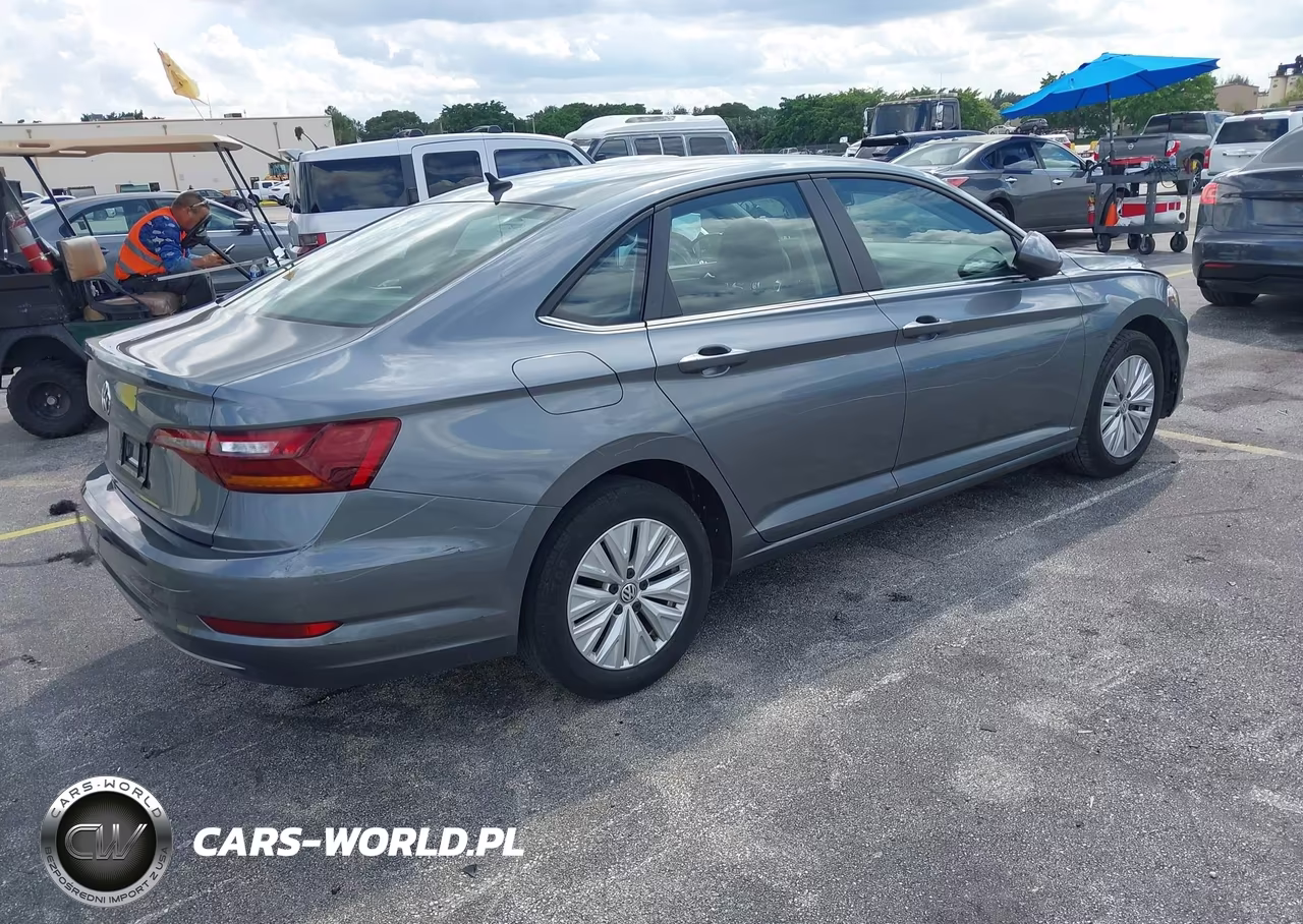 2019 Volkswagen Jetta 1.4T R-Line-1.4T S-1.4T Se VIN:3VWC57BU3KM136563 - 4