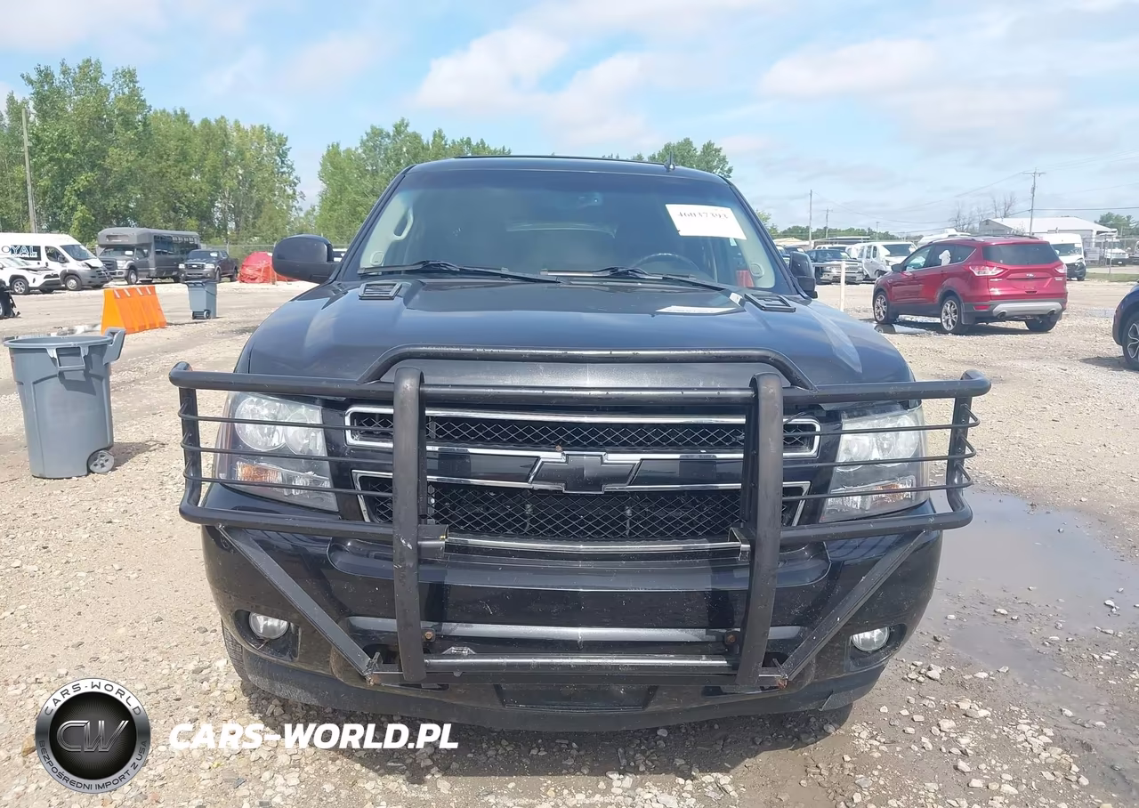 2011 Chevrolet Tahoe Lt VIN:1GNSKBE05BR132233 - 12