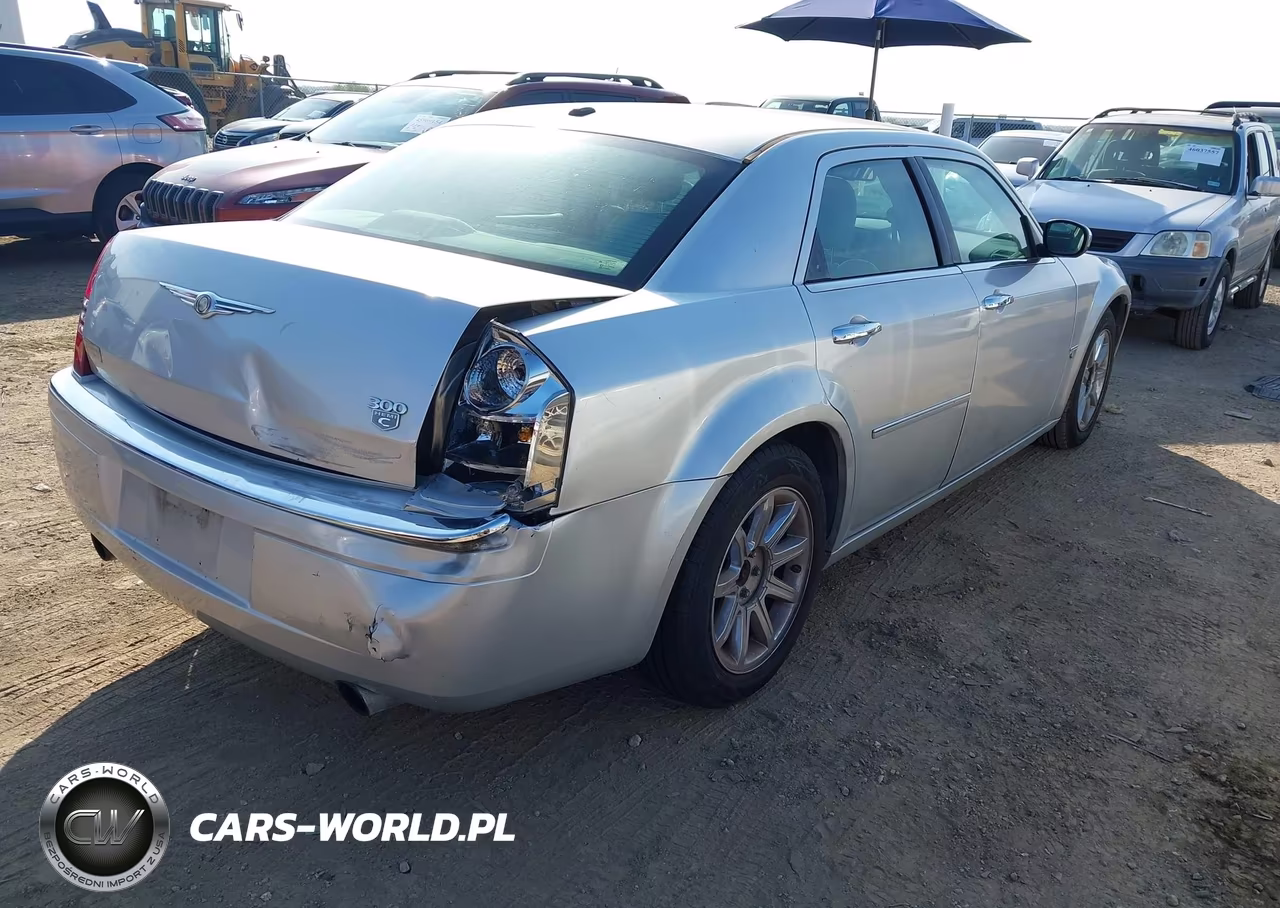 2006 Chrysler 300C VIN:2C3KA63H26H498155 - 4