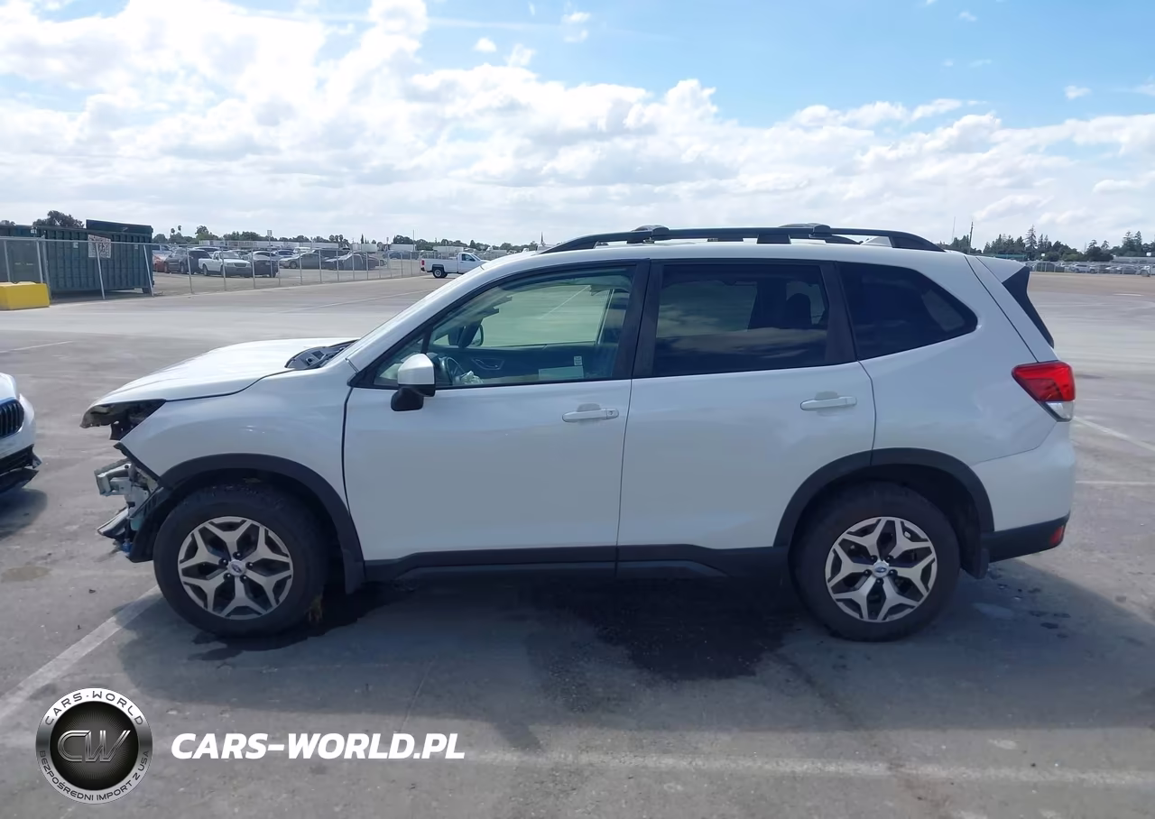 2019 Subaru Forester Premium VIN:JF2SKAGC6KH435927 - 15