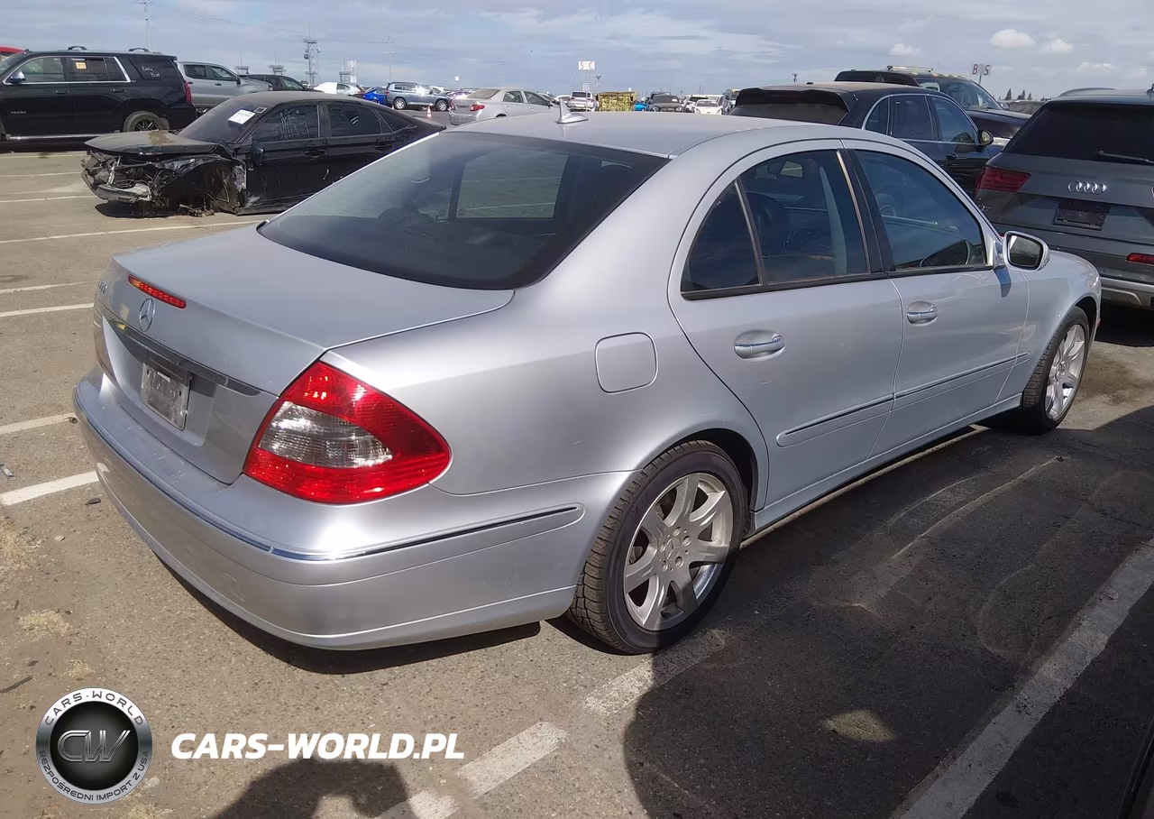 2007 Mercedes-Benz E 350 VIN:WDBUF56X67A989782 - 4