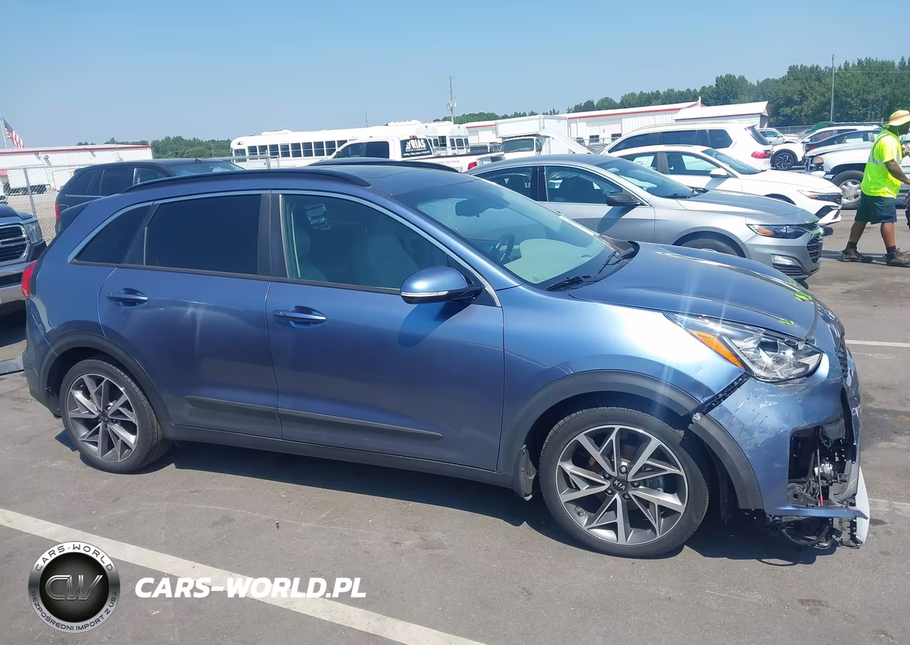 2020 Kia Niro Touring Special Edition VIN:KNDCC3LC4L5444114 - 14