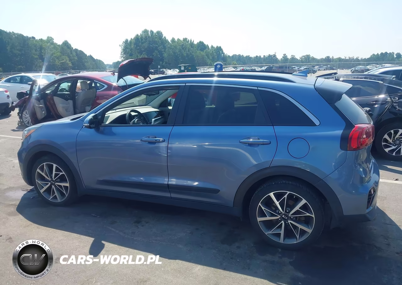 2020 Kia Niro Touring Special Edition VIN:KNDCC3LC4L5444114 - 15