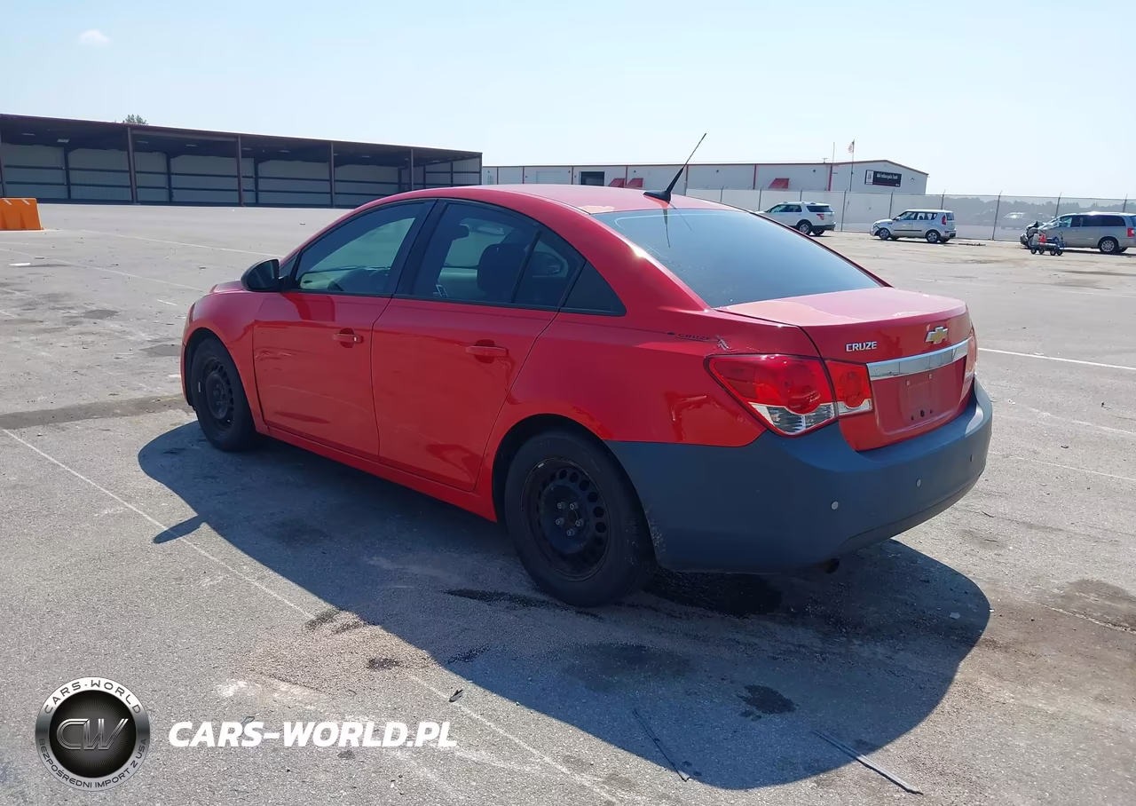 2014 Chevrolet Cruze Ls Auto VIN:1G1PA5SH0E7346004 - 3