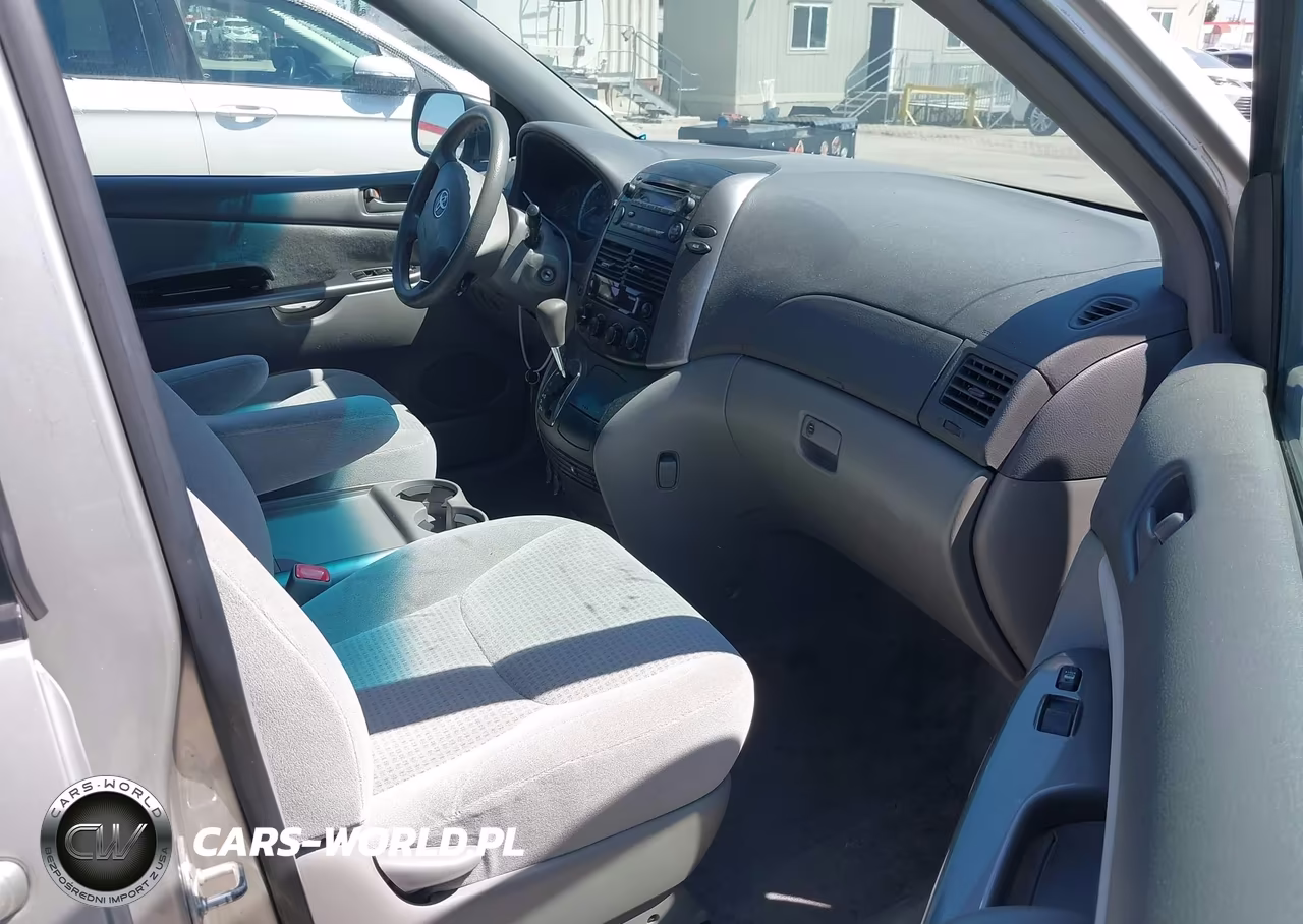 2010 Toyota Sienna Ce VIN:5TDKK4CC4AS312692 - 5