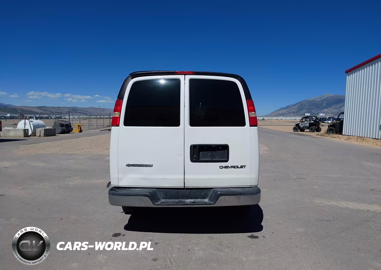 2006 Chevrolet Express Work Van VIN:1GCGG25U261180313 - 17