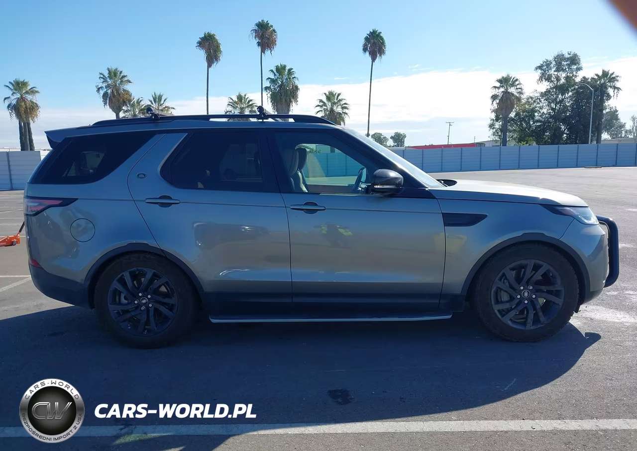 2018 Land Rover Discovery Hse Luxury VIN:SALRT2RV1JA054355 - 13