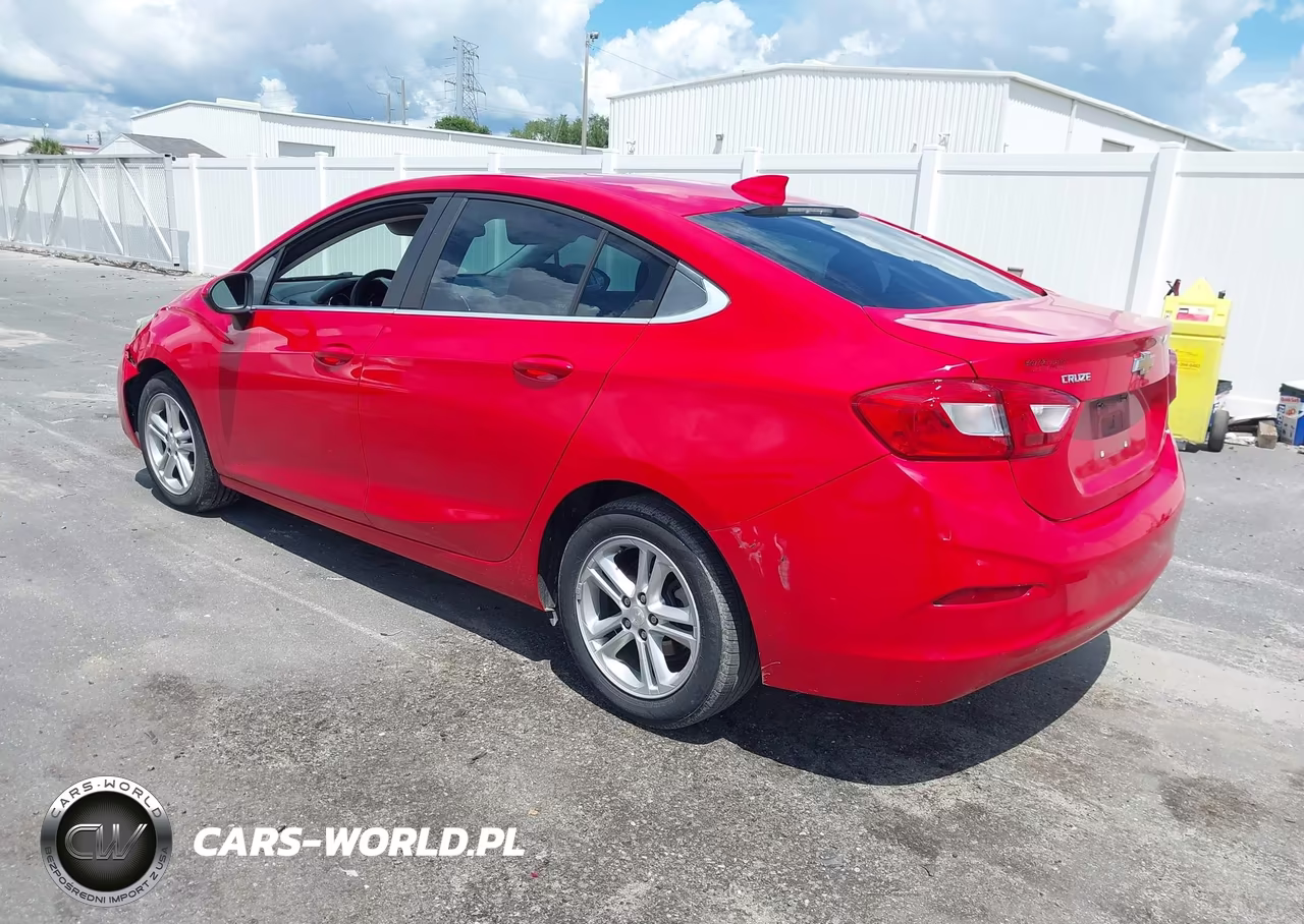 2018 Chevrolet Cruze Lt Auto VIN:1G1BE5SM5J7106176 - 3