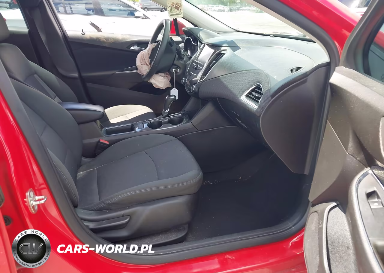2018 Chevrolet Cruze Lt Auto VIN:1G1BE5SM5J7106176 - 5