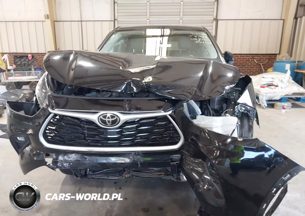 2024 Toyota Highlander Le VIN:5TDKDRAHXRS529665 - 13