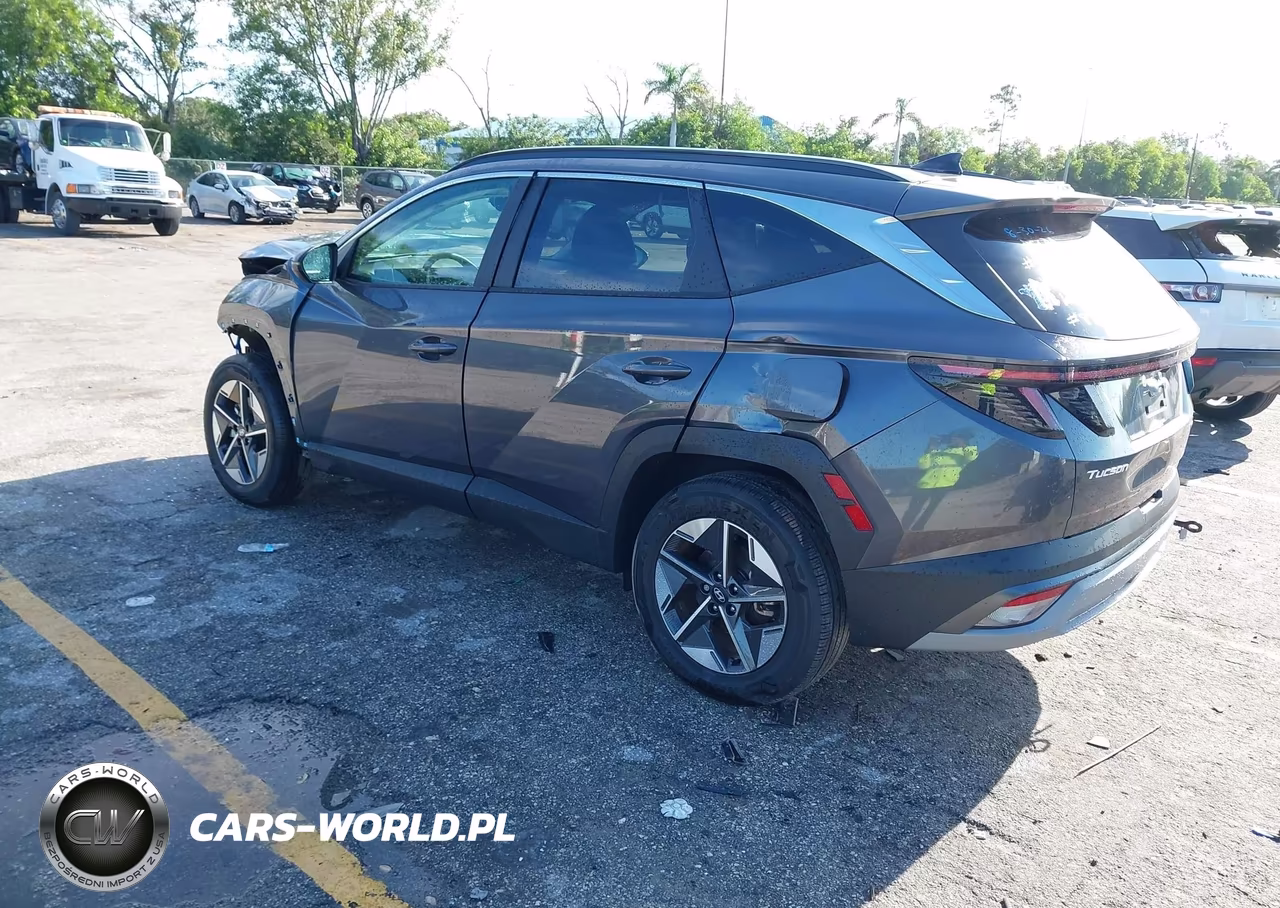 2025 Hyundai Tucson Hybrid Sel Convenience VIN:KM8JCDD13SU294247 - 3