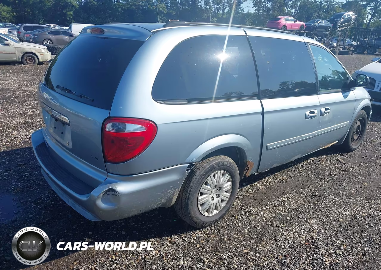 2006 Chrysler Town & Country Lx VIN:2A4GP44R06R779676 - 4