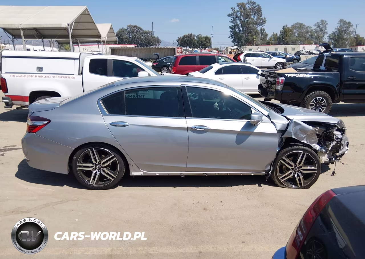 2016 Honda Accord Touring VIN:1HGCR3F94GA021725 - 13