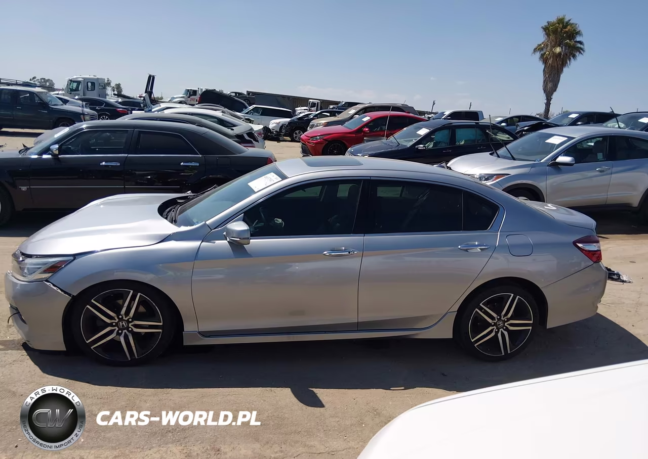 2016 Honda Accord Touring VIN:1HGCR3F94GA021725 - 14