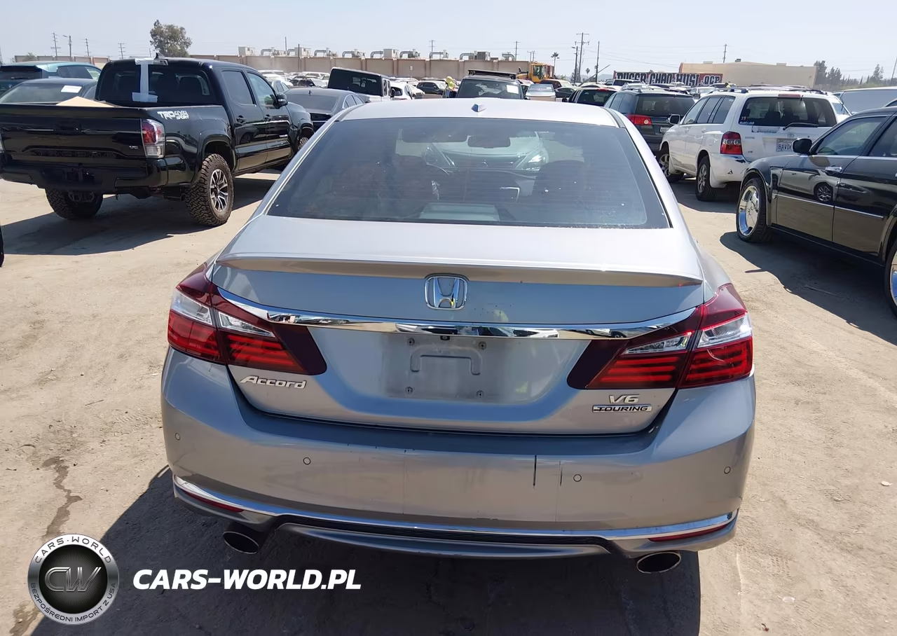 2016 Honda Accord Touring VIN:1HGCR3F94GA021725 - 16
