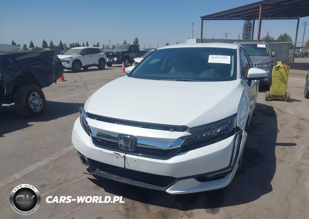 2018 Honda Clarity Plug-In Hybrid Touring VIN:JHMZC5F38JC005586 - 2