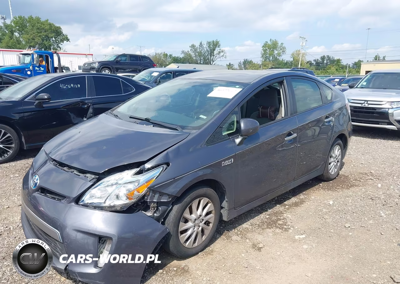 2013 Toyota Prius Plug-In VIN:JTDKN3DP2D3045402 - 2