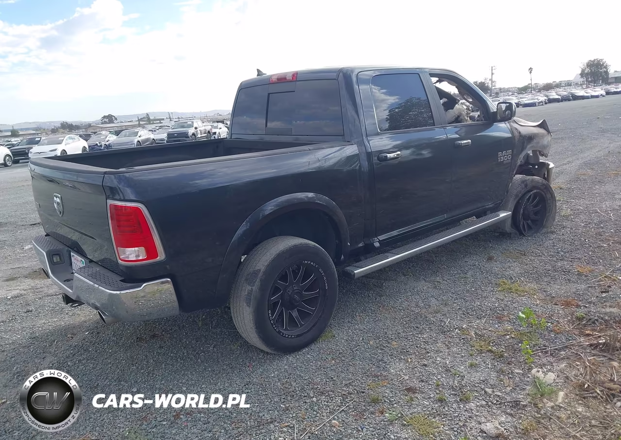 2019 Ram 1500 Classic Laramie 4X2 5'7 Box VIN:1C6RR6NMXKS707505 - 4