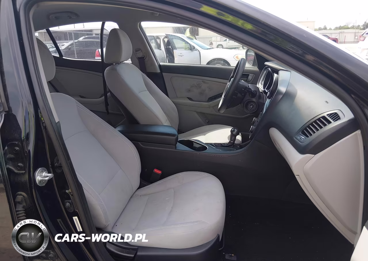 2015 Kia Optima Lx VIN:5XXGM4A72FG422056 - 18