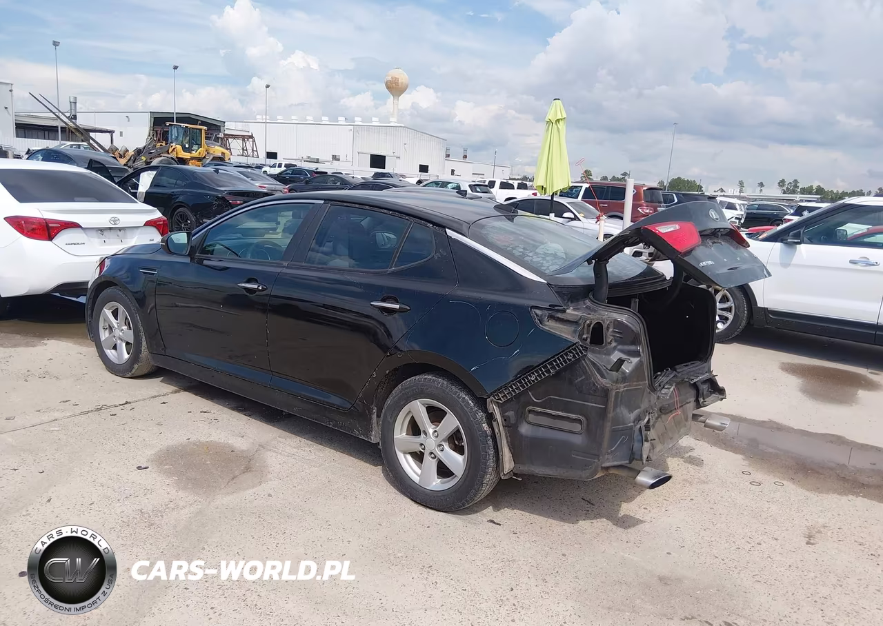 2015 Kia Optima Lx VIN:5XXGM4A72FG422056 - 3