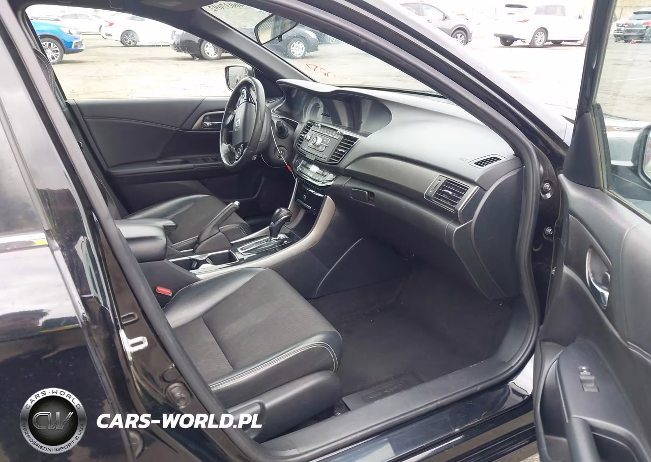 2017 Honda Accord Sport VIN:1HGCR2F52HA215548 - 5