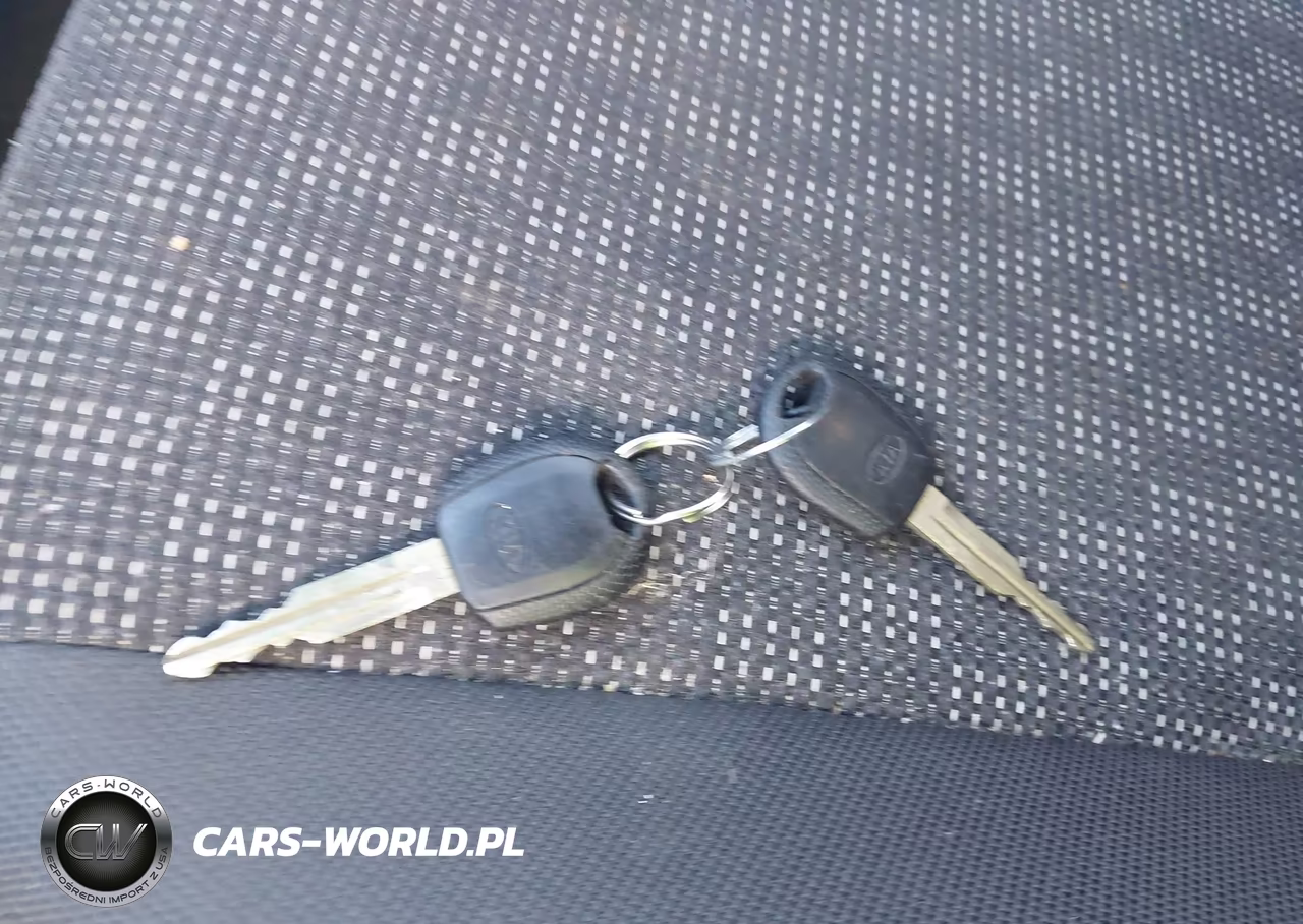2007 Kia Sportage Lx VIN:KNDJF724877413815 - 11