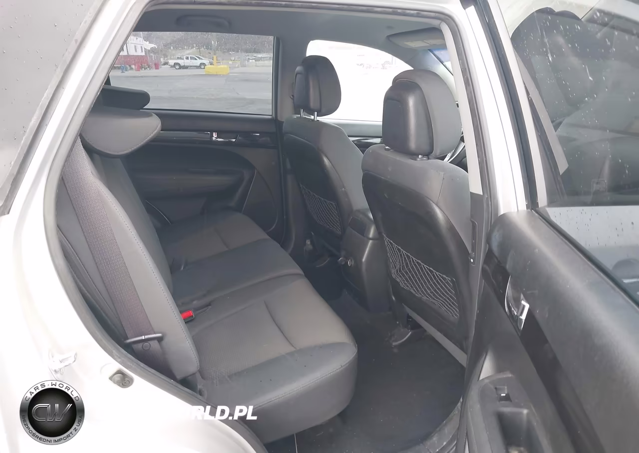 2013 Kia Sorento Lx VIN:5XYKT3A67DG399817 - 8