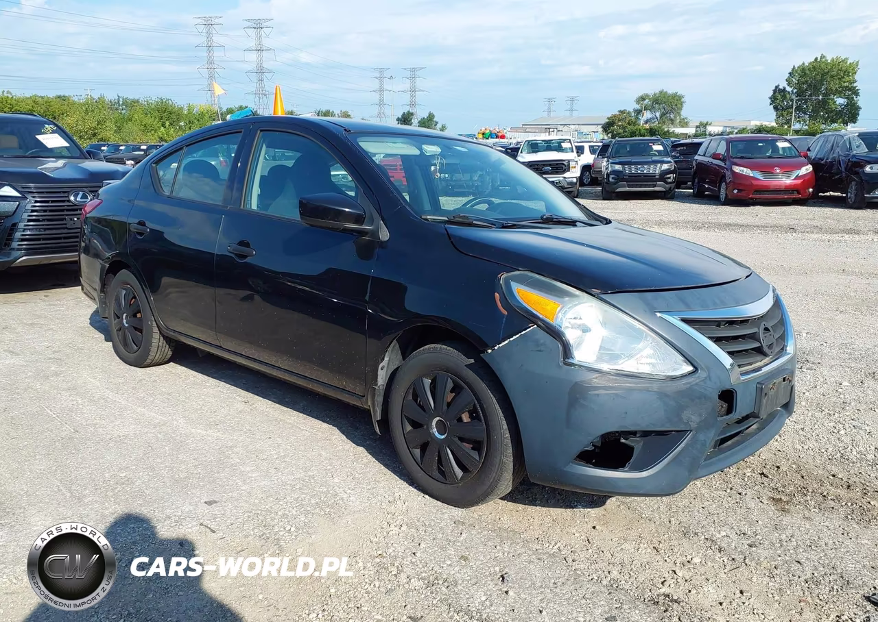 2017 Nissan Versa 1.6 S+ – zdjęcie 1 z 15