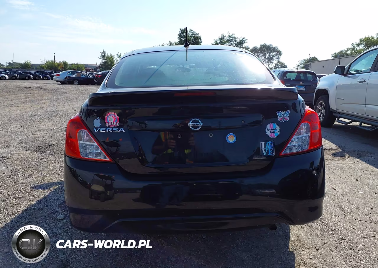 2017 Nissan Versa 1.6 S+ VIN:3N1CN7AP5HL867561 - 15
