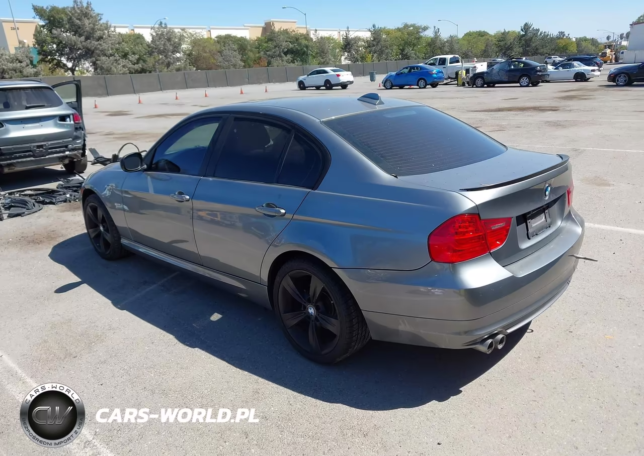 2009 BMW 328I VIN:WBAPH73579E126571 - 3