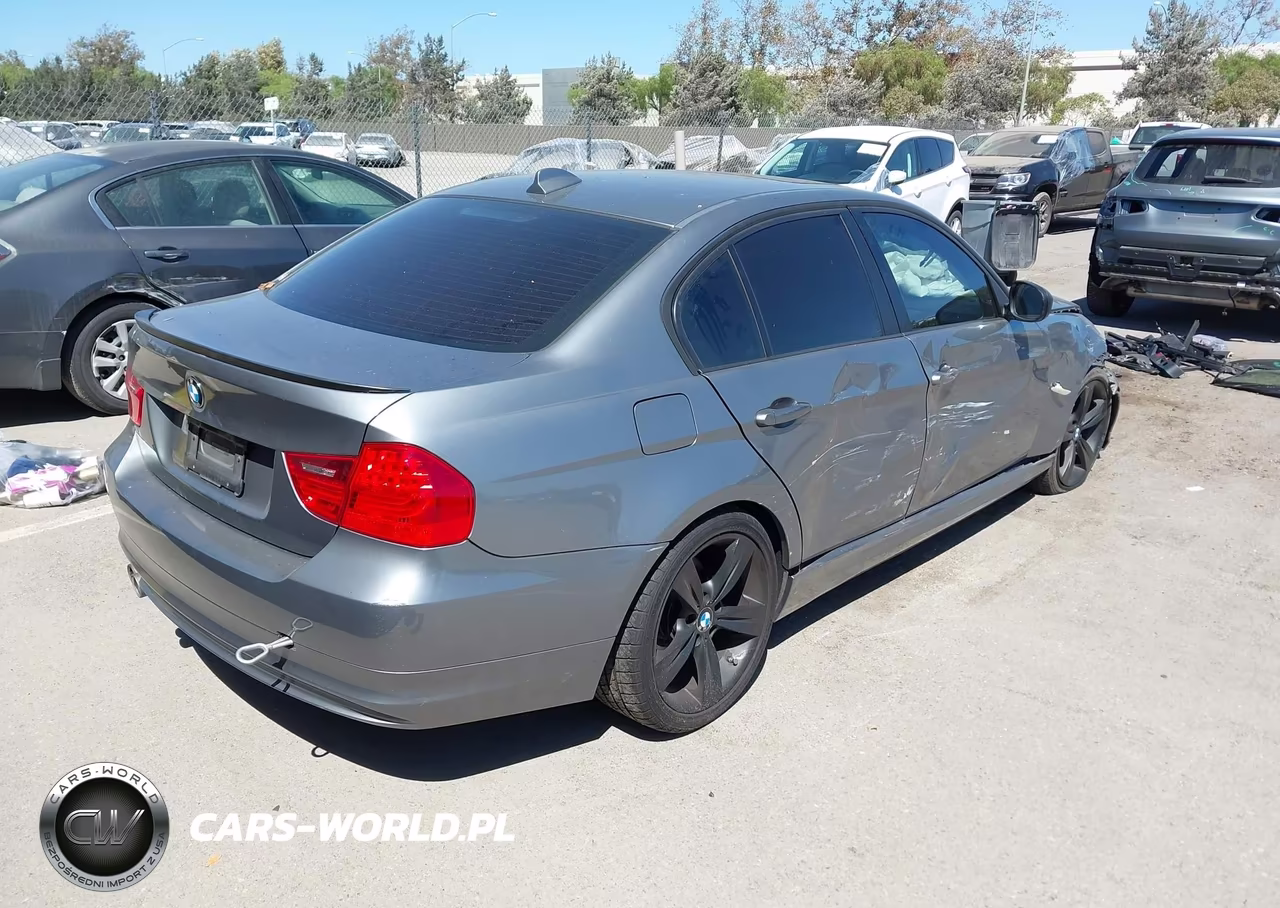 2009 BMW 328I VIN:WBAPH73579E126571 - 4