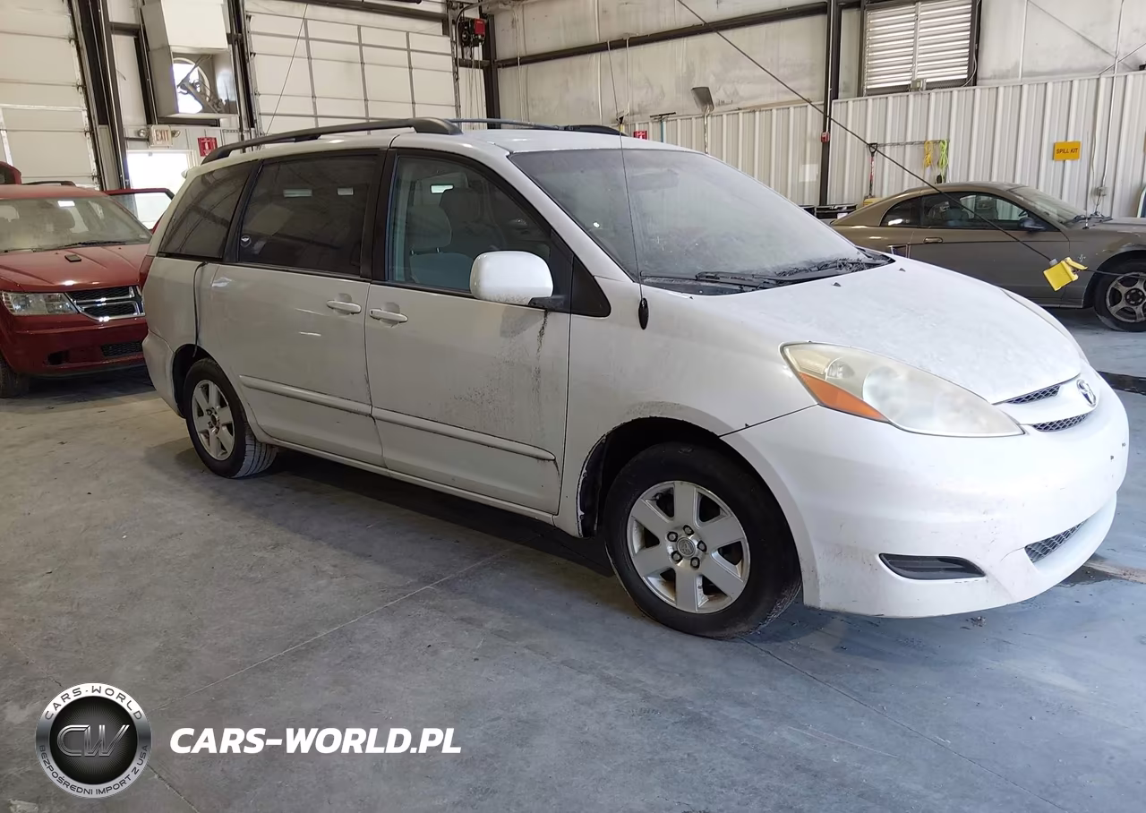 2008 Toyota Sienna Xle – zdjęcie 1 z 11